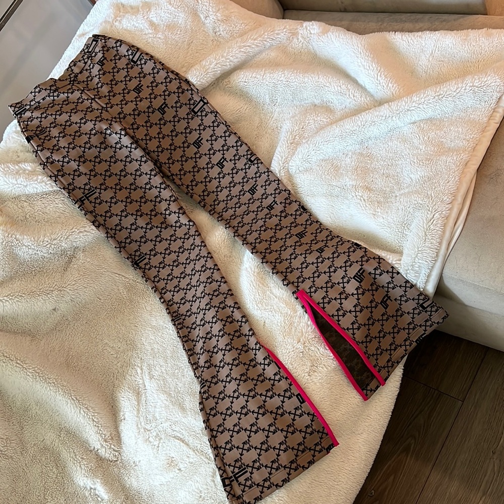 Authentic Off-White Patterned Trousers - image 1